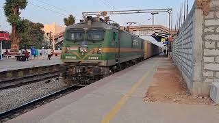 WAG9HC carrying NMG Rake rushing past Whitefield #indianrailways #railfanning #bengaluru #train