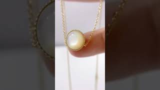 Dior Rose Des Vents Necklace 18K Yellow Gold White Mother Of Pearl