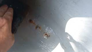 maintenance to hidraulic conection: no rust either to them or chain  plate of forstay