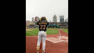 Andrew McCutchen receives a warm welcome back to PNC Park 👏