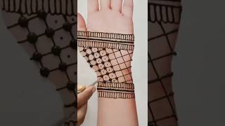 Sidha hath mehndi design #hath #henna #mehndi #meenaartd #haridwarvibes #meenaarts