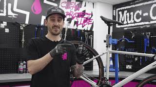 How To Apply Muc-Off Hydrodynamic Lube - used by Team Sky