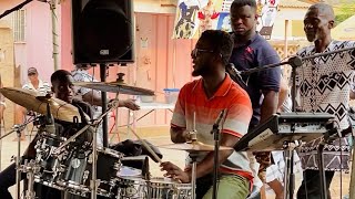 Ghanaian Gospel Reggae Medley🔥‼️In case you’re Having a bad Day Watch this😊||Emma on Bass||Enjoy🎧