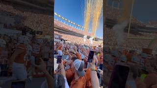 Texas vs Florida Entrance