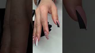 Nail Art: Seekho Ghar Baithe, Bina Koi Bhi Course Kiye