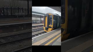 Great Western Railway class 158s Chippenham to Westbury -comfortable seats but broken plug sockets