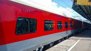 BRAND NEW First LHB Run of Dadar Bikaner RANAKPUR Express Rattles at MPS