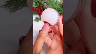 Haciéndome las uñas para  navidad 💅🎄