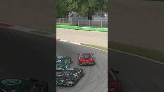 Huge iRacing netcode! GT3 Monza turn 1 - Ferrari crash due to massive netcode! #simracing #iracing