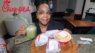 TRYING CHICK FIL A BREAKFAST WITH DADDI FOR THE FIRST TIME!