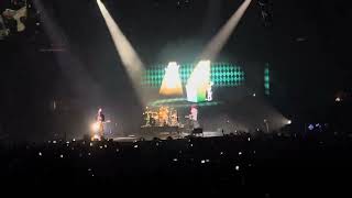 Blink-182 World Tour 2023 - Sunrise, Fl - 07-11-2023 - Edging