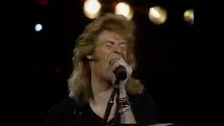 Hall & Oates - Out Of Touch (Live Aid '85) in Stereo.