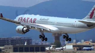 PSatB [NEW & AWESOME] Smartwings B737 SplitScimitar Winglets & Qatar A330 landing Barcelona-