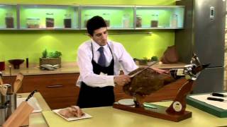 The arte of Cutting Ham - Casa do PORCO_PRETO