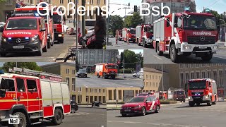 (Großaufgebot der Feuerweher/besondere Einsatzfahrt) BSB 4 auf dem Weg zum Waldbrand im Grunewald