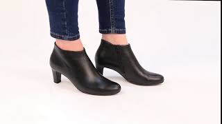 Gabor Ripple Black Leather Womens Minimal Slide Zip Modern Ankle Boots