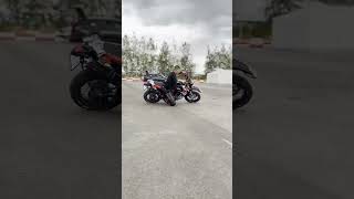 Supermoto Knee Drag