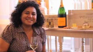 The Winesleuth chatting with Dominique Dermaville, Veuve Clicquot CellarMaster