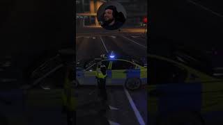 Police Officer VS Owl #gtarp #gtafunnymoments #fivem #fivemhighlights #shorts