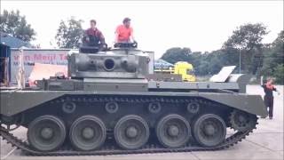 Comet tank roll out to mount the mantlet