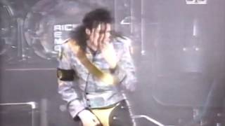 Michael Jackson | Live In Werchter 1992 | Jam and Beat It | Fails and Good Moments on Stage!