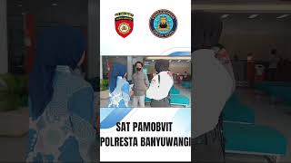 Anggota Satpamobvit Polresta Banyuwangi melaksanakan pengamanan obviter Perbankan BNI