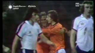 England - Holland. FM-1977