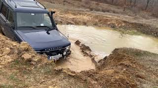 Land Rover Discovery 2 vs Mitsubishi Pajero Sport Off Road vs Big Mud Hole