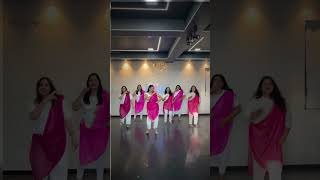 Gulabi Sadi 🩷 #themovesstudio Ladies Dance #trending #viral #gulabisadi