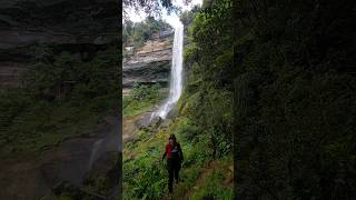 Gadis Dayak di Air Terjun #music #cover #youtubeshorts #kpop  #indahnyaalamindonesia #shortsvideo