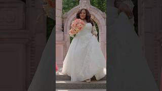 This flowing wedding dress 🙌 Slow motion wedding videography in Toronto #weddingvideo #couple