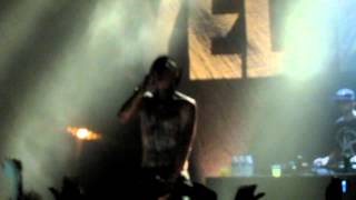 YELAWOLF - I Just Wanna Party (Live La Cigale 2012)