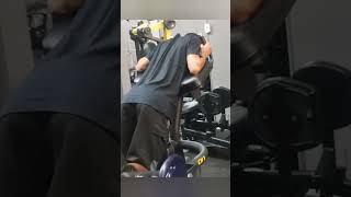 MESA FLEXORA EM PÉ TREINO PARTE 1.