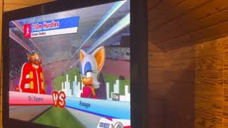 Dr. Eggman loses to Rouge in 110m Hurdles