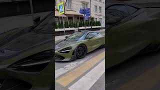 McLaren 720s in Moscow