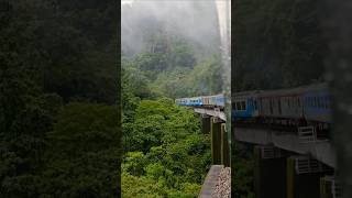 #sukoon #monsoon #karnatakatourism #explorepage #views #travel #indianrailways #sakleshpur #safar