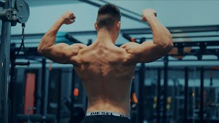 German 18-years Old Natural Bodybuilder | Fitness Motivation