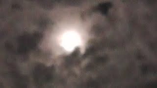 live puncak gerhana bulan panumbra kalimantan timur