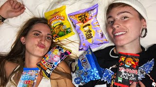 Trying weird asian snacks with my girlfriend 🍡🍬🥡 lesbian couple edition 🏳️‍🌈