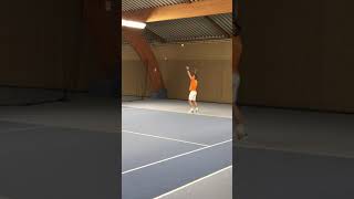 TennisnetTests.com HEAD Gravity MP Aufschlag