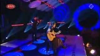 2005-10-23 - Katie Melua - I Cried for You (Live @ TOTP)