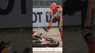 Marc Marquez Nyerah dengan Motor Honda Musim Ini #motogp #sports #shortd #mm93