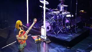 Thundercat - A Fan's Mail (Tron Song II) (live @ Paradiso Amsterdam 2022)