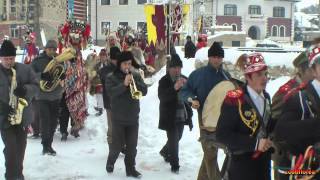 Festivalul de Datini si Obiceiuri de Iarna "Steaua sus rasare" Piatra Neamt -Sosirea participantilor