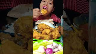 roti chicken#eating #vi#asmr #like #youtubeshorts #asmrfood #funnyshorts #comedy  #mukbanral