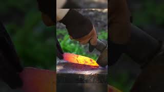 making damascus bowie knife