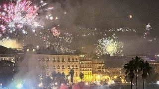 A Salerno esplode il capodanno !!!  fuochi d'artificio in tutta la città per festeggiare il 2024