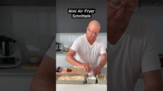 Mini Air Fryer Schnitzels next level deliciousness #airfryerrecipes #schnitzel #airfryersnacks