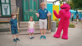 Elmo's Happy Dance at Sesame Place