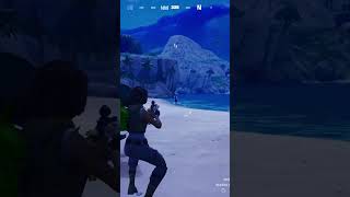 Don’t shoot at me when I’m looting #fypシ #fortnite #headshot #sniped